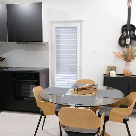 Maria Apartment *