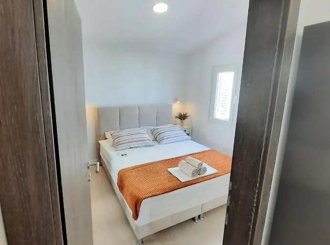 Maria * Макарска